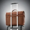 Classica borsa con patta in pelle Classica borsa con patta in pelle