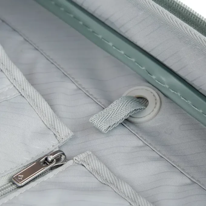 Elevation™ Plus Elevation™ plus valigia rigida grande con ruote
