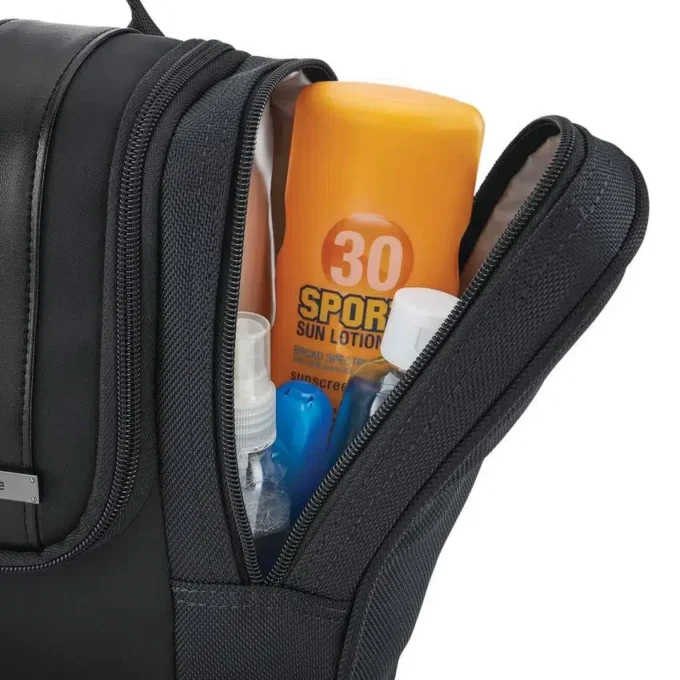 Kit da viaggio da appendere Nuroad