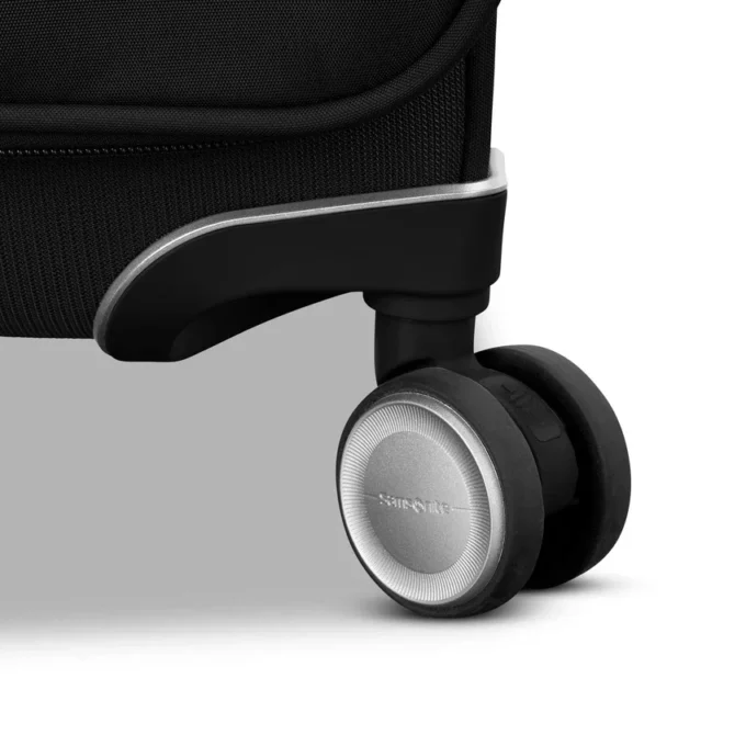 Silhouette 18 softside bagaglio a mano globale spinner Silhouette 18 softside bagaglio a mano globale spinner