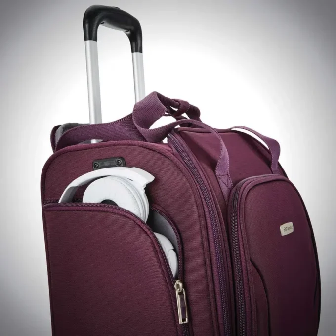 Valigia spinner da riporre sotto il sedile con porta USB Valigia spinner da riporre sotto il sedile con porta USB