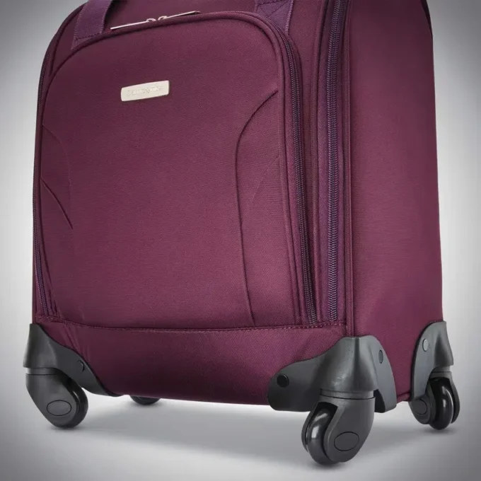 Valigia spinner da riporre sotto il sedile con porta USB Valigia spinner da riporre sotto il sedile con porta USB