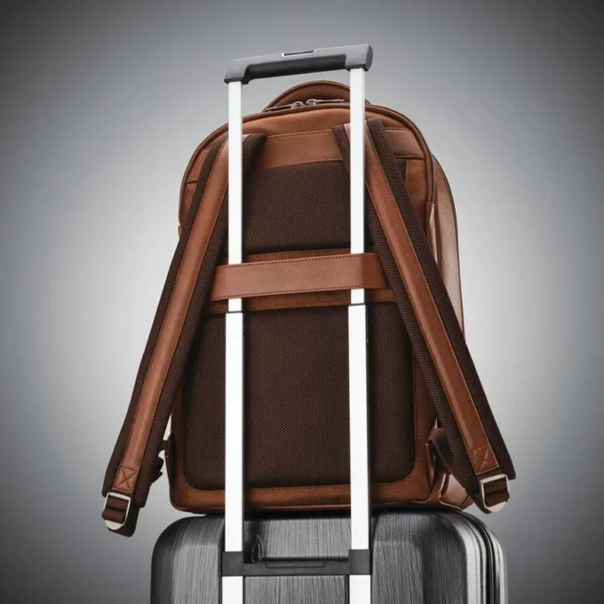 Zaino classico in pelle Zaino classico in pelle