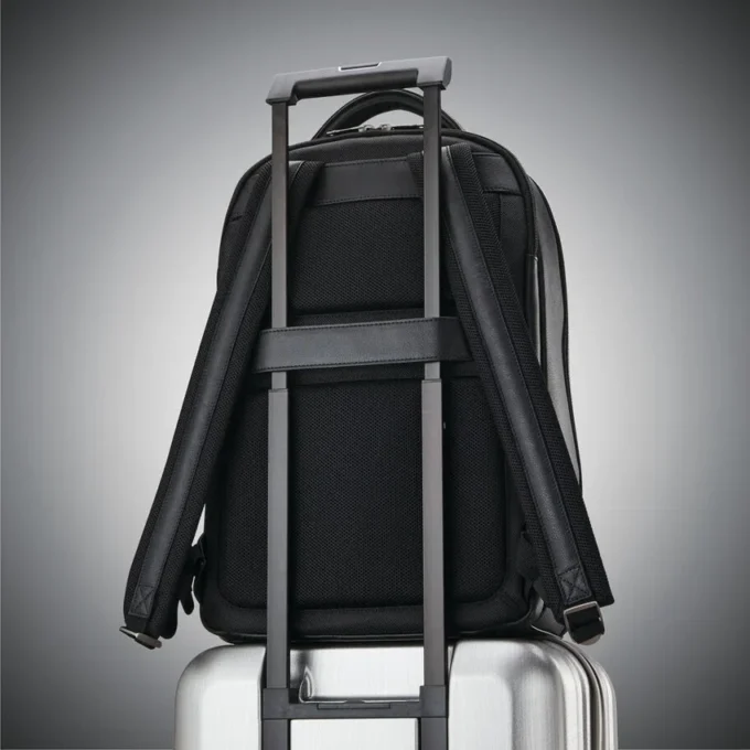 Zaino classico in pelle Zaino classico in pelle